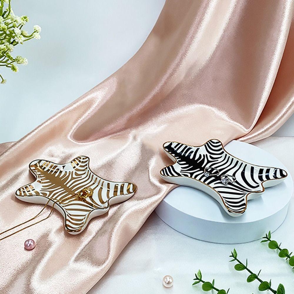 Portable Bathroom Storage Tray Creative Storage Plate Desktop Ornament Jewelry Tray Key