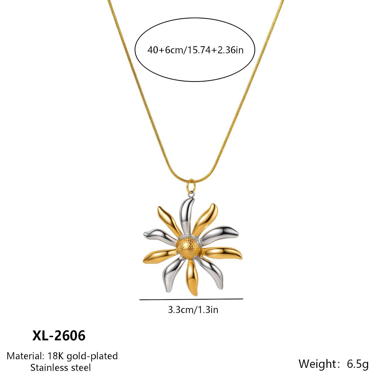 European and American Simple Fashion Stainless Steel Two-Tone Flower Pendant Necklace 18K