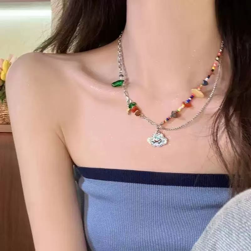 

Candy color diamond chain love necklace niche sweet cool wind pendant collarbone chain fashion design versatile necklace women