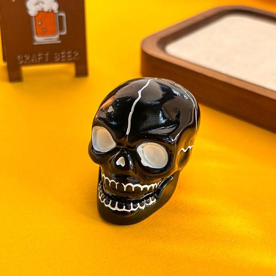 Yousheng Halloween Skull Decoration, Black White Gothic Ornament for Spooky Party, Resin Haunted House Table
