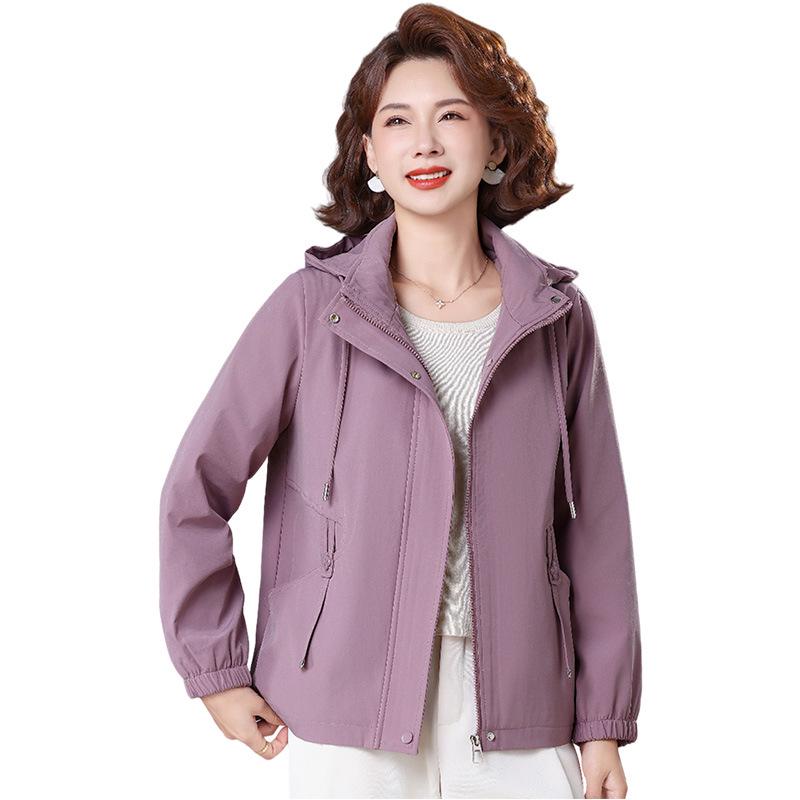 Stylish Hooded Windbreaker: Elegant Plus-Size Coat for Middle-Aged & Elderly Women, Perfect for Mother’s Day