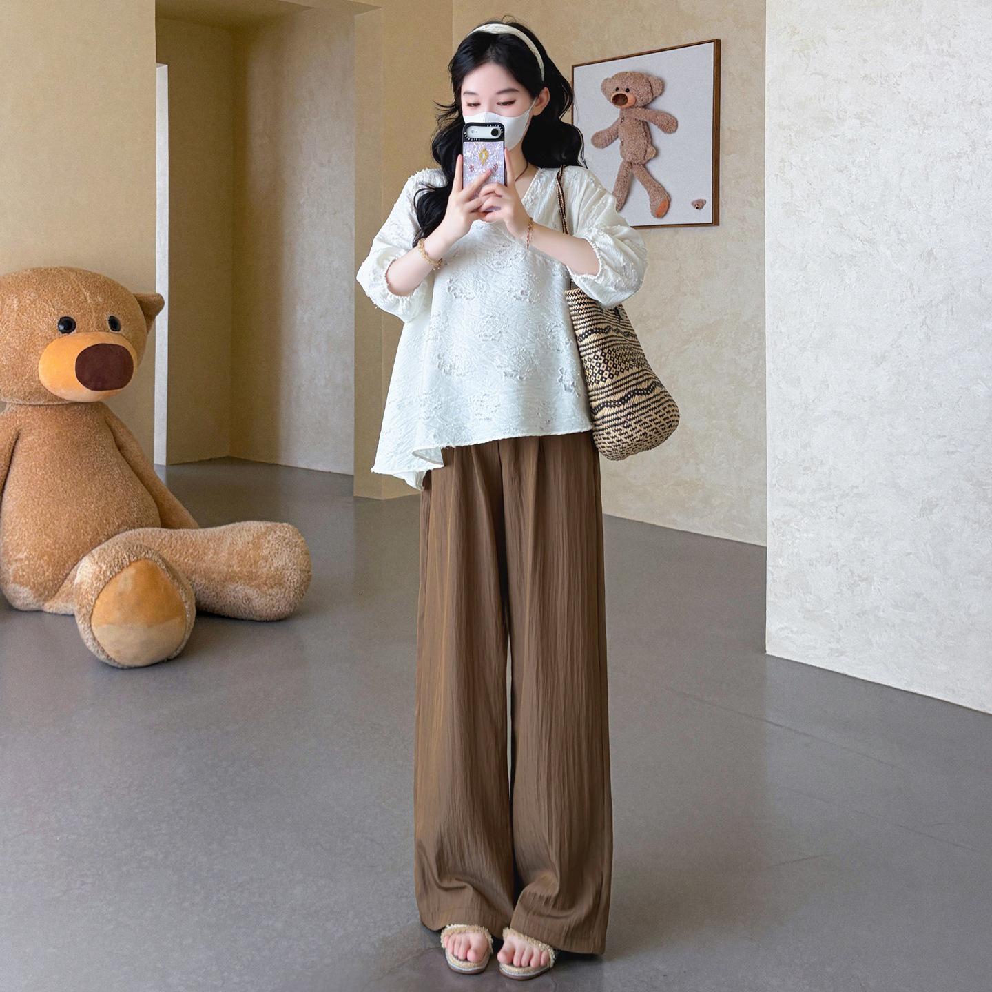 Chic V-Neck Crochet Maternity Top & High-Waist Loose Pants Set XL
