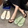 Flip-flops Summer Slippers Ladies Square Head Outer Wear Slippers Women's Flip-flops Flat Slippers Beach Shoes Women's Shoes