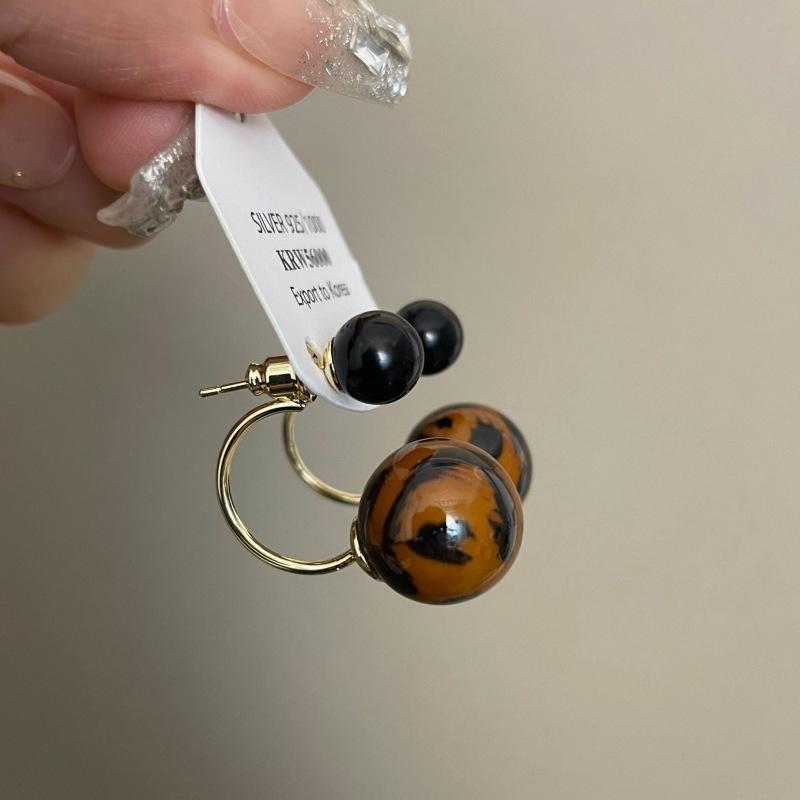 Premium leopard print resin ball stud earrings, female S silver needle front and rear design, a two-wear ball earrings, earrings.