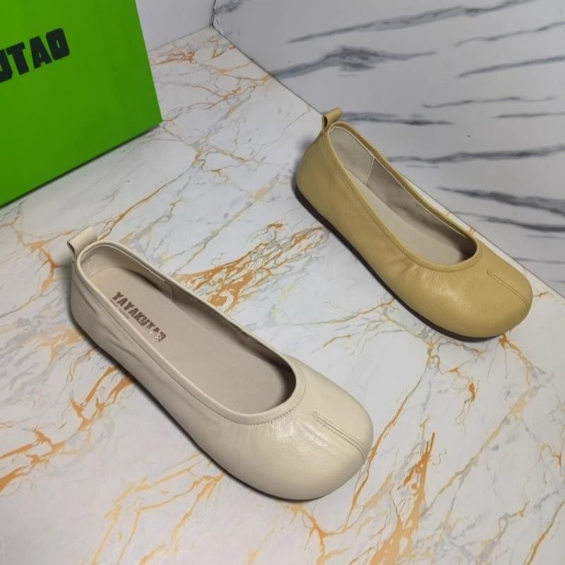 French evening wind single shoes women's shoes 2025 spring and summer grandma shoes soft sole flat bottom round head shallow mouth bean shoes gentle l