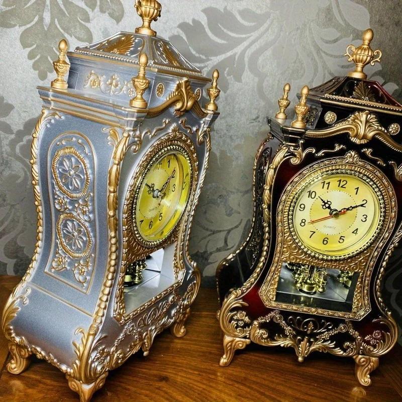 Ceas Antic din Plastic Retro Stil European Ceas de Perete Vintage Ceas de Masă Vintage Ceasuri de Alarmă de Birou Vintage cu Pendul în Mișcare