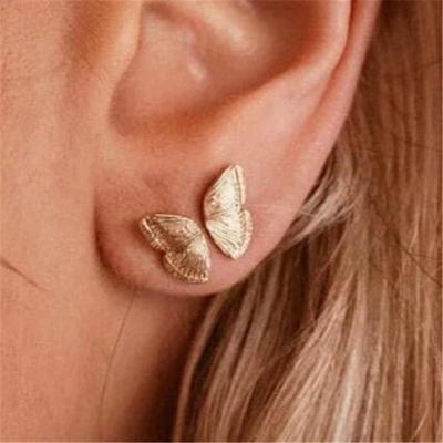 Polovina náušnic pecek s motýlky pro ženy Vintage kovový s 14k zlatým tónem Okouzlující náušnice Šperky Boucles D’oreilles