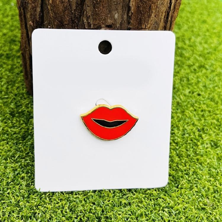 Fashion Enamel Pin Mouth Shaped Brooch Elegant Jackets Bag Backpack Badge Eye Catching Accessory for Trendsetters