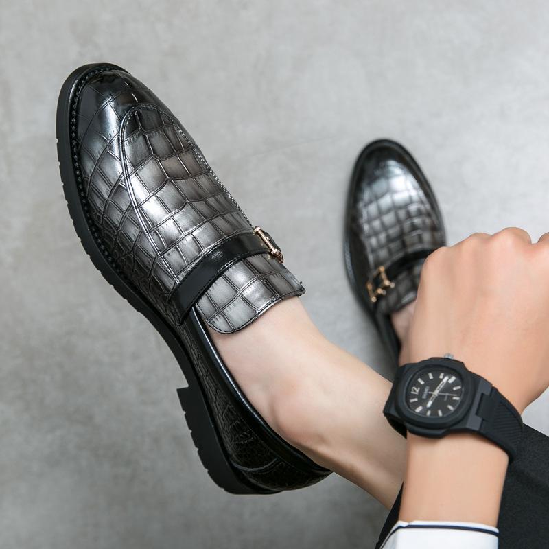 Men's Large Size Autumn Slip-on Loafers - British Style Pointed Toe Leather Shoes with Buckle.