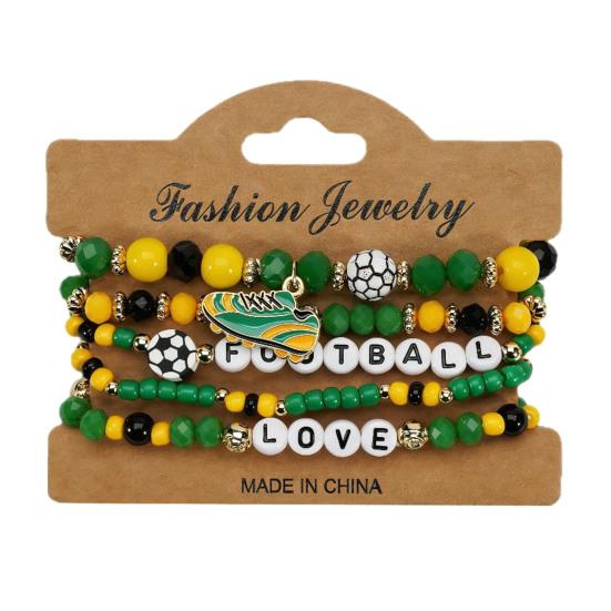 Fußballfan Perlenarmband Set mit Fußballschuh Buchstaben Anhängern Mehrschichtiges Stapelarmband für die Weltmeisterschaft 2026-Thema Unterstützer Sport Schmuck