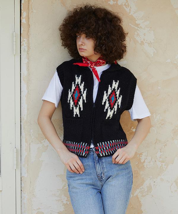GREENBUTTER Navaho Alpaca Knit Vest (Black)