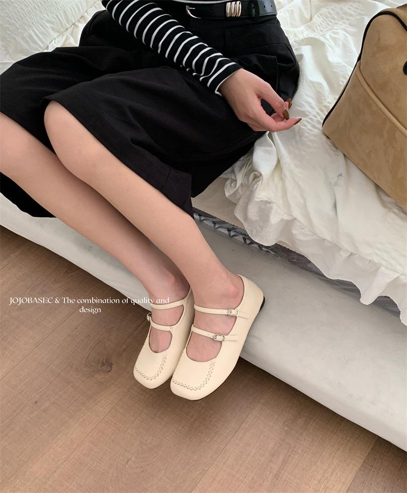 Flat single shoes women's grandma shoes 2025 new early spring shallow mouth Doudou shoes gentle wind with skirt Mary Jane shoes