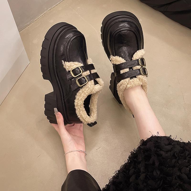 Black velvet platform small leather shoes women's new autumn and winter round head retro Mary Jane single shoes