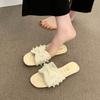 French small fragrant pearl slippers women's summer wear 2025 new fashion and leisure one-word flat-bottomed beach cool slippers