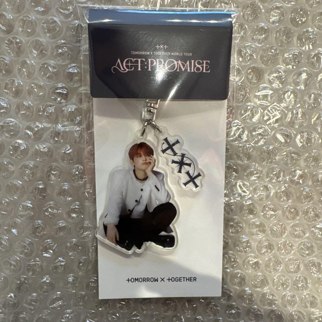 

[USED] Sold out TXT Yeonjun ACT PROMISE EP2 Acrylic Key Ring