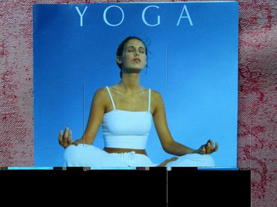 CD ALLEN, RON - Yoga: Musik für Geist, Körper & Seele 22588 Avalon Music 2002 UK Dance & Electronica Gebraucht