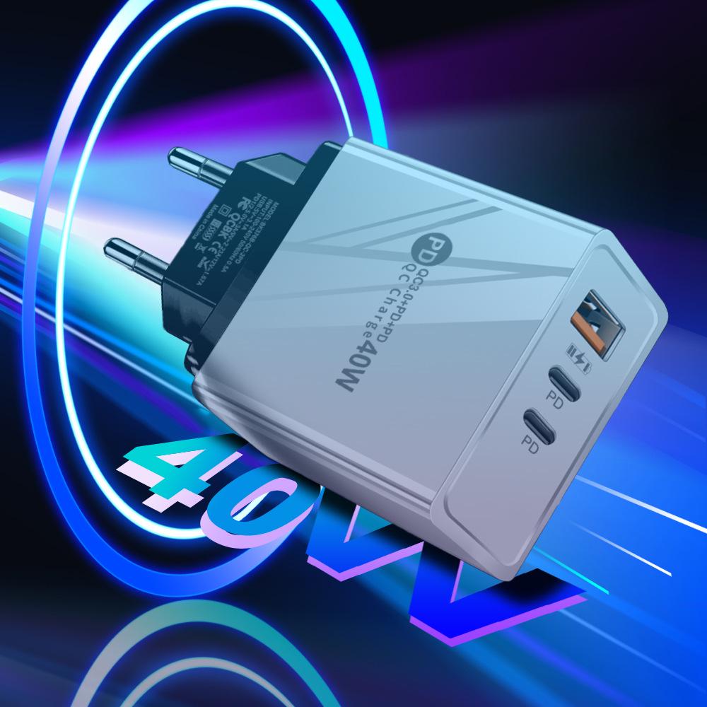 Universal Charger 1U+2PD: Compatible with US, EU, UK Standards