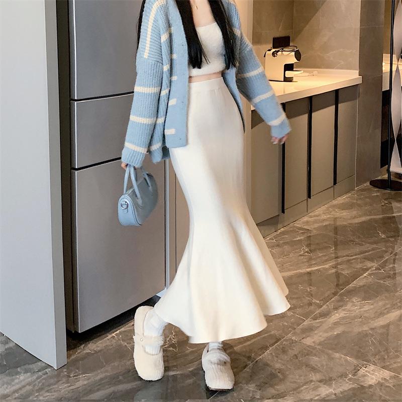 Elegantly Fitted High-Waist Knit Ruffle A-Line Skirt