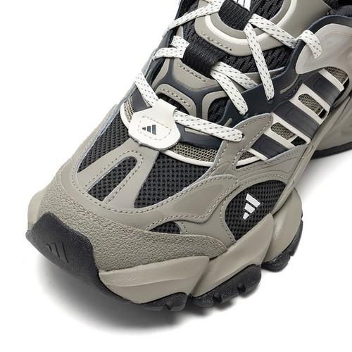 adidas XLG RUNNER DELUXE Grigio Leggero JR8078 Unisex