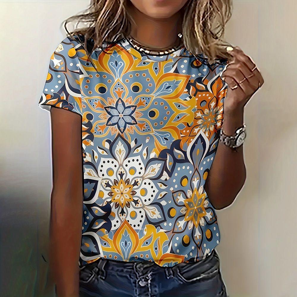 Women's T-shirt with round neck and short sleeves
