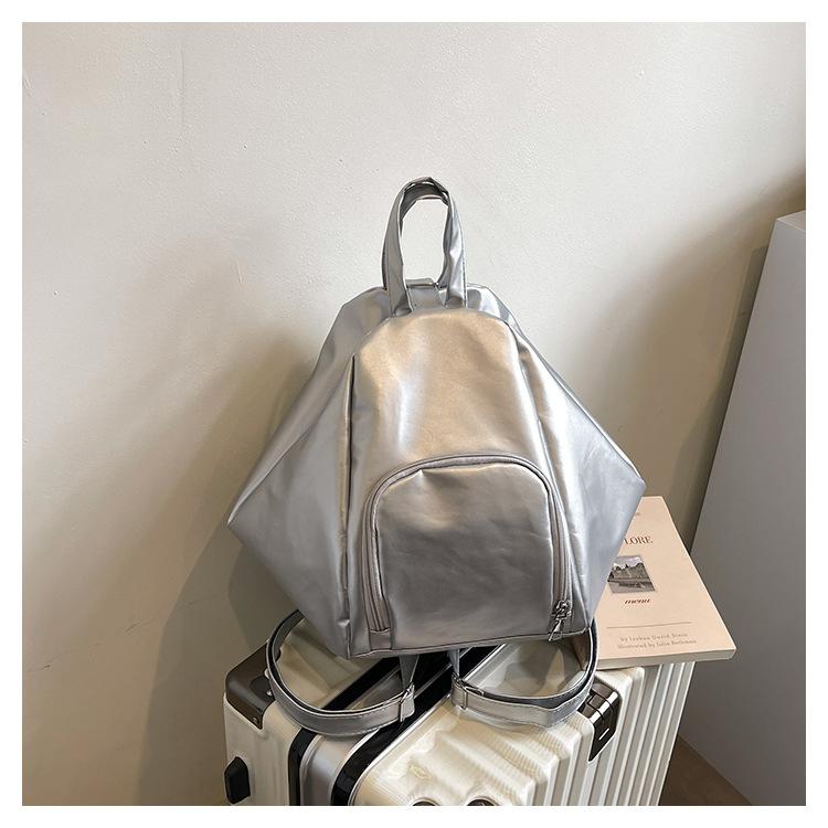 

Повседневный однотонный новый легкий и модный многоцелевой простой рюкзак через плечо для женщин большой вместимости