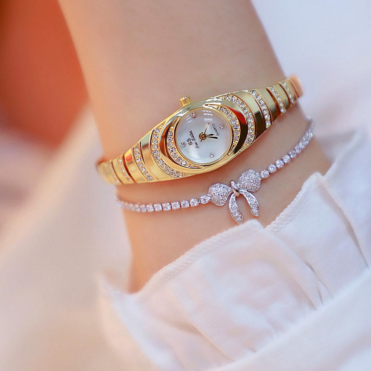 

2pcs new women s watch simple rhinestone round dial alloy quartz watch set