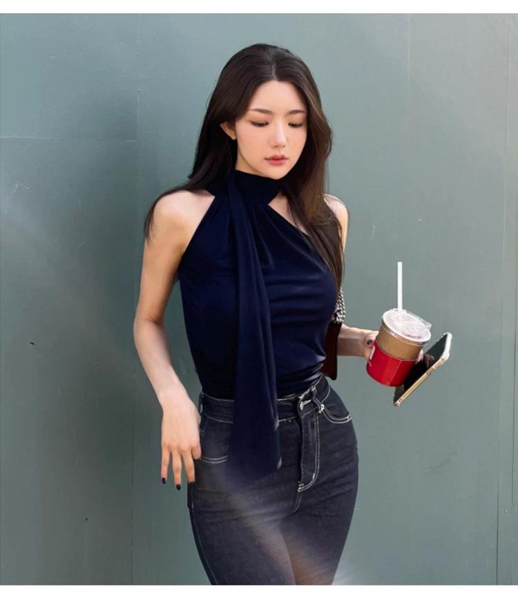 Dongdaemun Slim Fit Halter Top – Dámský univerzální top se stuhou zvýrazňující klíční kost a postavu