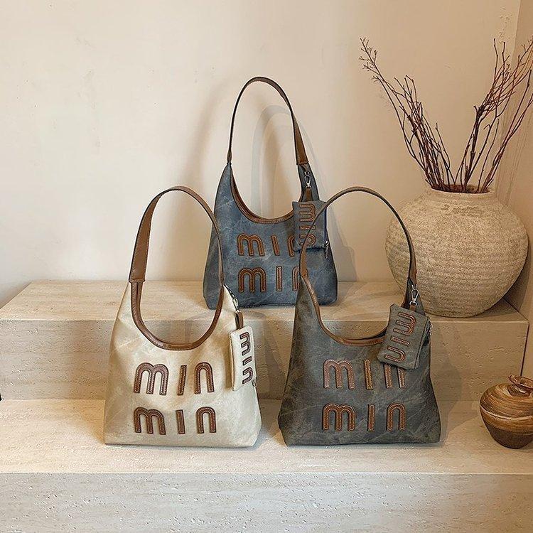 Casual retro large-capacity bag women's bag personalized beauty fashion shoulder messenger bag tote bag