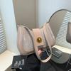 High-value simple women's armpit bag 2025 new versatile ins popular shoulder bag temperament women's bag trend this year