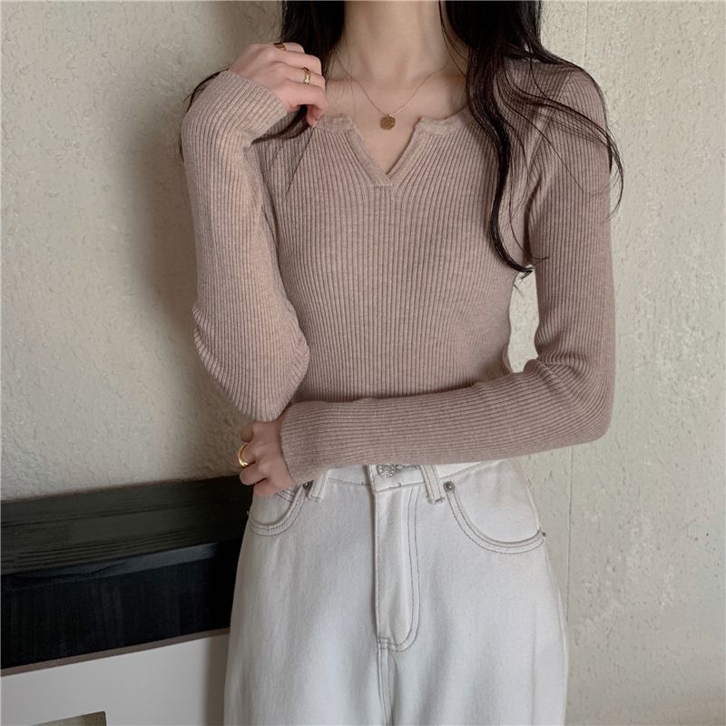 Slim-fit V-neck Knit Base Layer Top for Women Long-sleeve Solid Color Top Autumn/Winter Inner Sweater