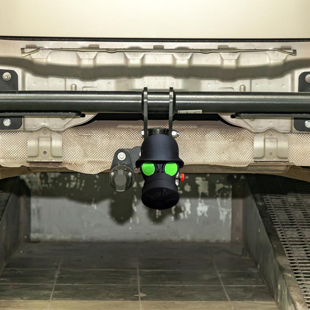 Trailer Hitch Cover Car Dust Plug Cover Hook with Helmet and Gas Mask Trail Hitch Cover Prevent Receiver Tube From Rusting