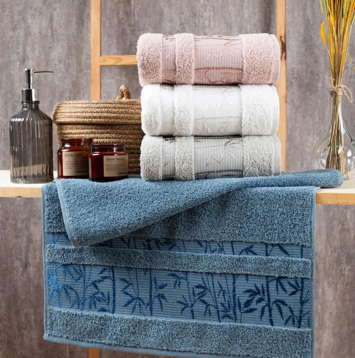 

Набір рушників для обличчя з турецького бамбукового волокна, 4 предмети. Надм’який антибактеріальний засіб для видалення кліщів. Єдиний вибір / готельна сауна для ванної кімнати 50x90 см 50x90cm фіолетовий/синій