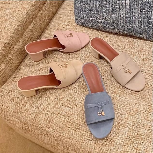 Sheepskin~ Grape mother height increase 6.5cm high heel slippers women's summer wear old money romantic Su lock thick heel sandals