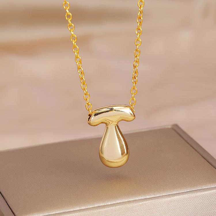 Charming Chubby Brass Polished 26-Letter Silver Pendant Necklace for Women