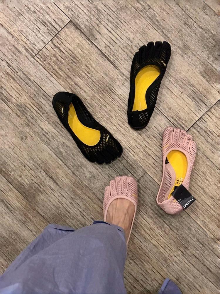 Vibram-Sole Women's Five-Finger Dance, Yoga, Pilates Split-Toe Indoor Fitness Shoes