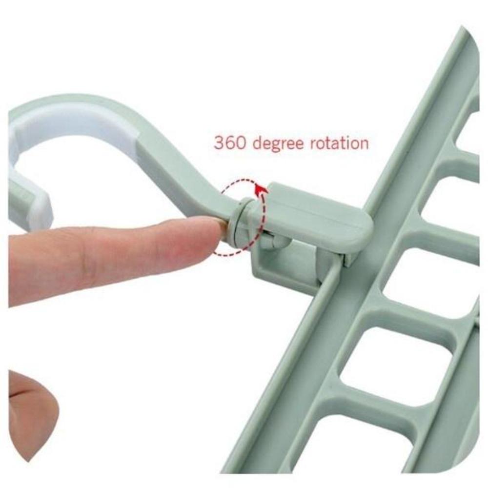 Multifunctional clothes hanger