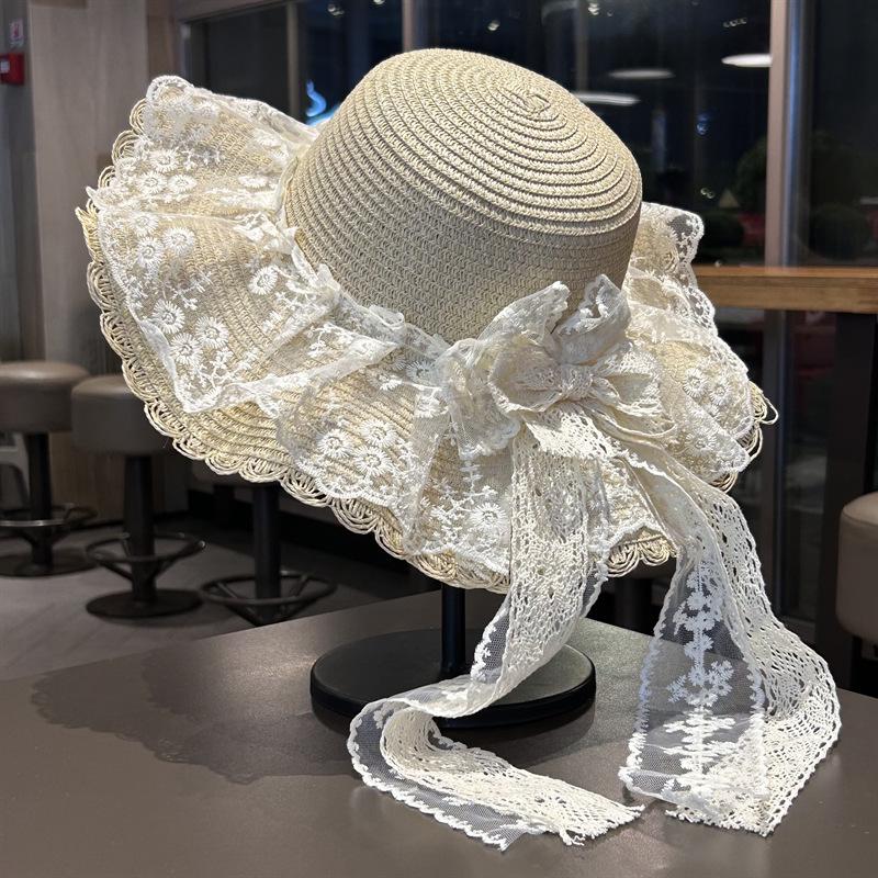 Women's Wide Brim Straw Hat with Lace Bow - Summer Beach Vacation Sun Protection