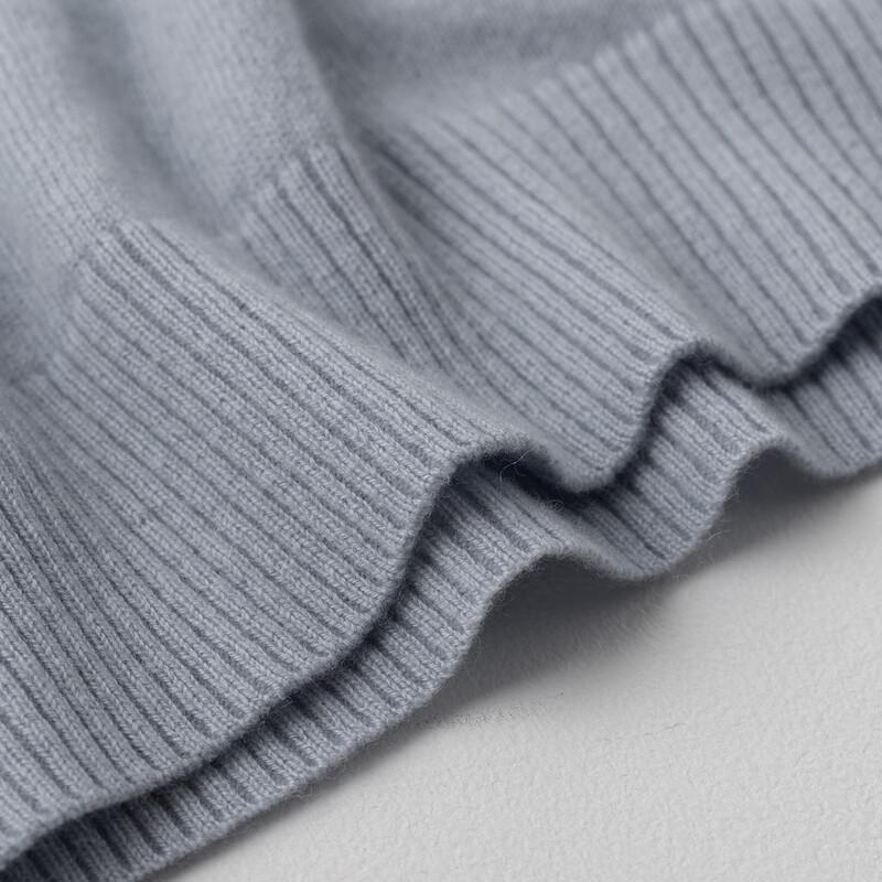 Sinuofude Men's V-Neck Wool & Cashmere Sweater