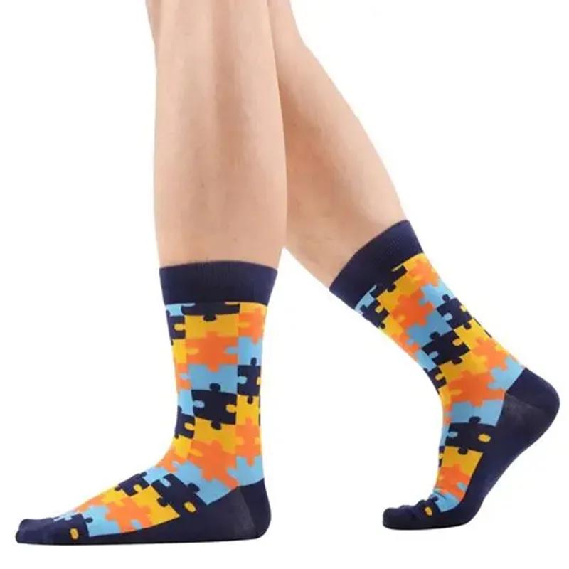 Colorful Puzzle Piece Print Men Crew Socks Funny Casual Daily Wear Socks Novelty Fashion Gift for Him Business Work Blue Red