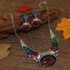 Retro Style Alloy Pendant Necklace With Water Wave Chain For Wedding Celebration