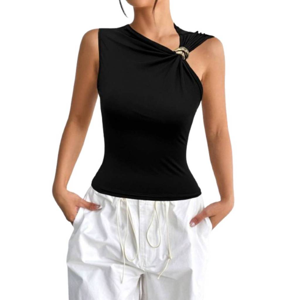 Streetwear T Shirt With Metal Ring Design For Youth And Teen Fashion