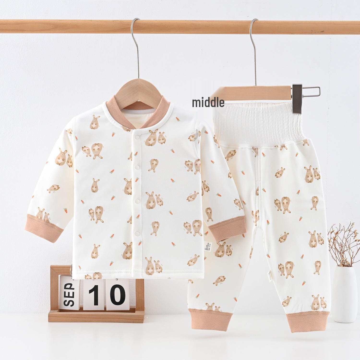 

Newborn Baby Cotton Quilted Seamless Set with High Waist Belly Protection for Autumn & Winter 73 cm