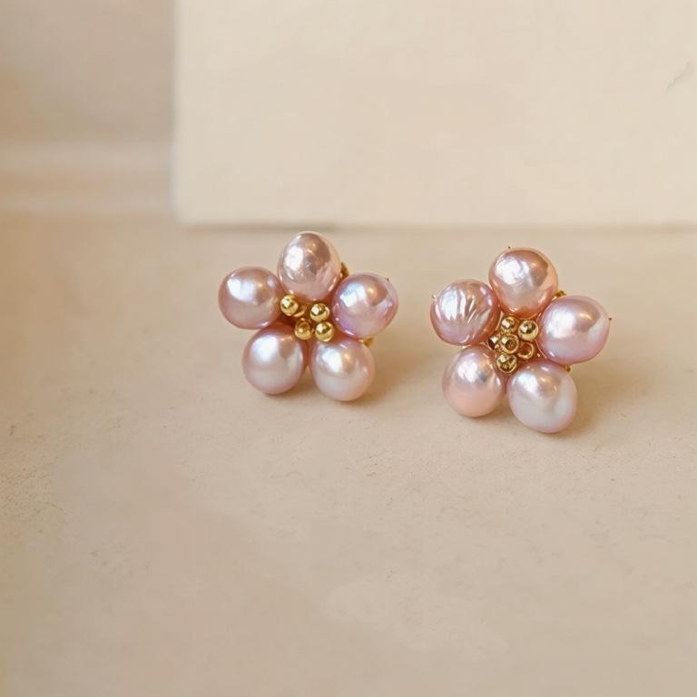 Natural Pink Baroque Pearl Flower Stud Earrings Irregular White Pearl Flower Earrings Earrings Silver Needle