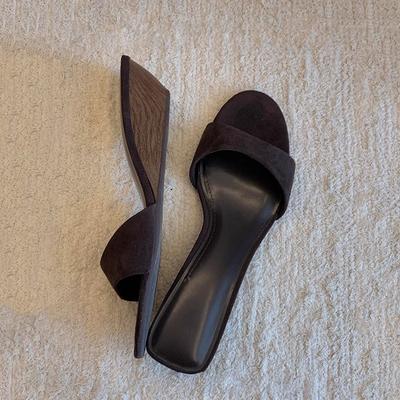 Retro Simple Outer Wear Open-toed Sandals 2025 Summer New Outer Wear Casual Vacation Beach Wedge Heel One-word Slippers