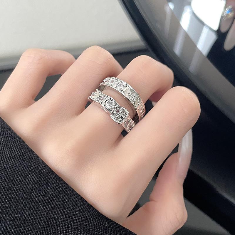 Anillo Hebilla de Cinturón Doble Capa Saturno Lleno de Diamantes Circonita Personalidad Retro Gama Alta Anillo Abierto para Mujer Lujo Ligero Diseño de Nicho