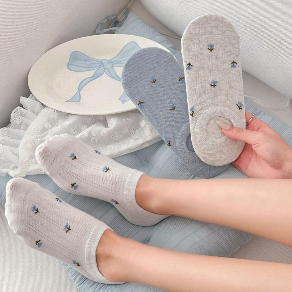 Boneless Floral Women's Socks with Invisible Shallow Opening Boat-shaped Design. Summer Lightweight Style. Anti-slip and Non-slippery. Breathable.