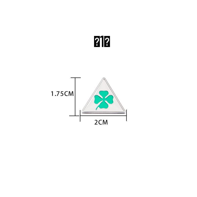 Čtyřlístek Samolepky na auto pro Alfa Romeo: Hliníkové emblémy a dekorace se čtyřlístkem.