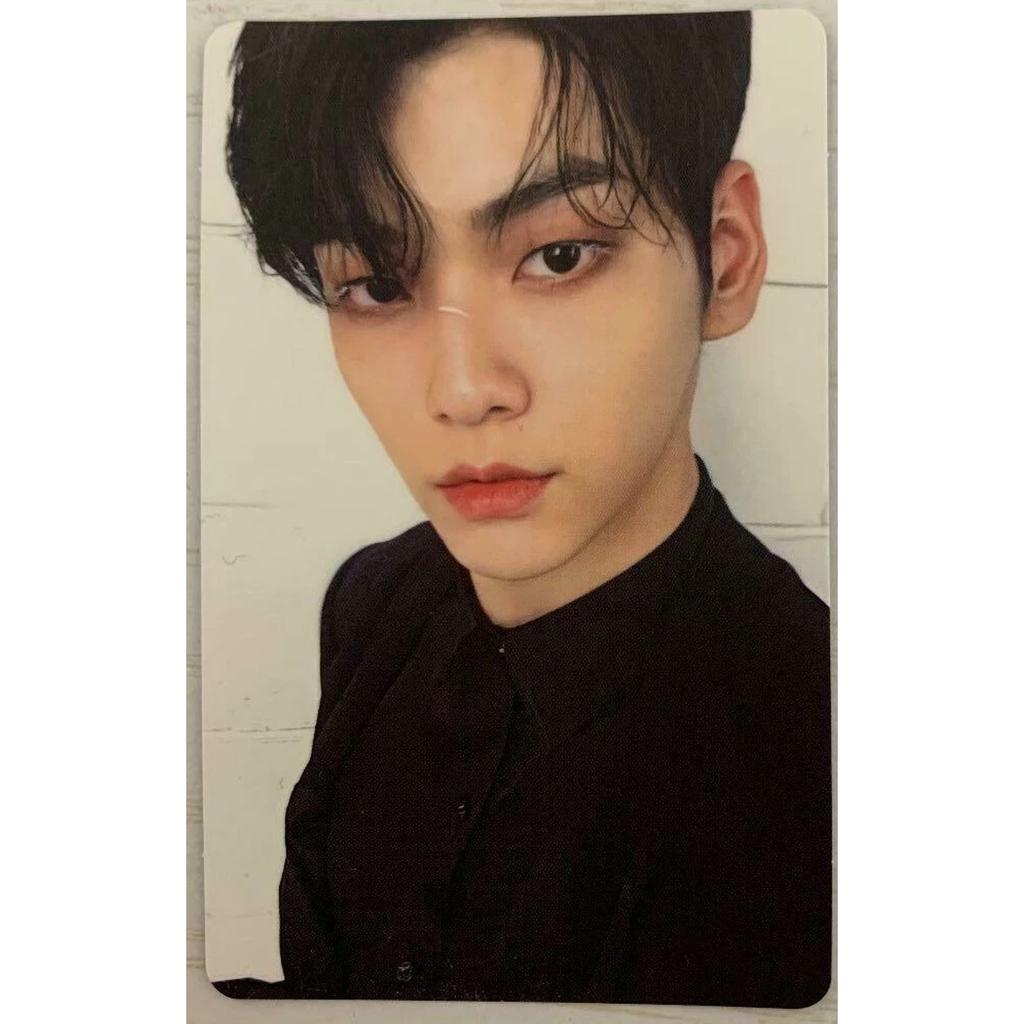 TXT JAPAN CHAOTIC WONDERLAND LIMITED A B STABDARD Ver. OFFICIAL PHOTO CARD