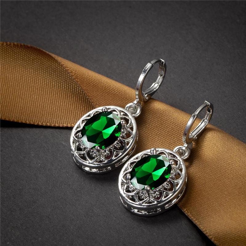 Boucles d'oreilles créoles en cristal arc-en-ciel de luxe, boucles d'oreilles de fiançailles classiques de couleur argent, boucles d'oreilles en forme de fleur ovale en zircon délicat pour femmes