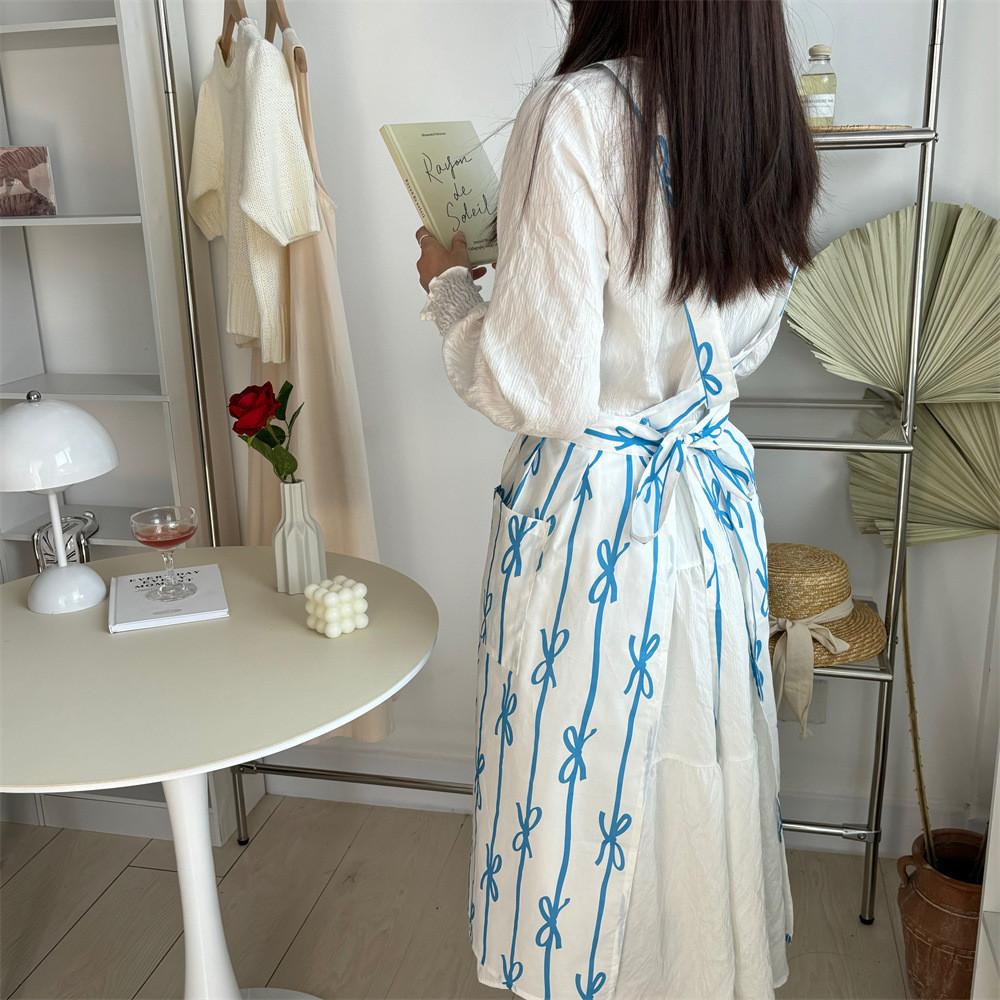 Korean Fashion Sleeveless Apron With Butterfly Ribbon Print For Cafe And Nail Salon Use